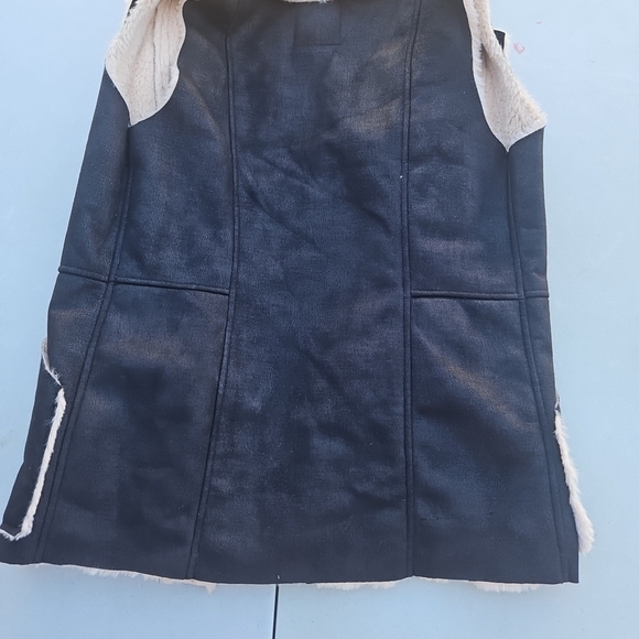 Zara Cream Faux Fur Jacket - Picture 3 of 7